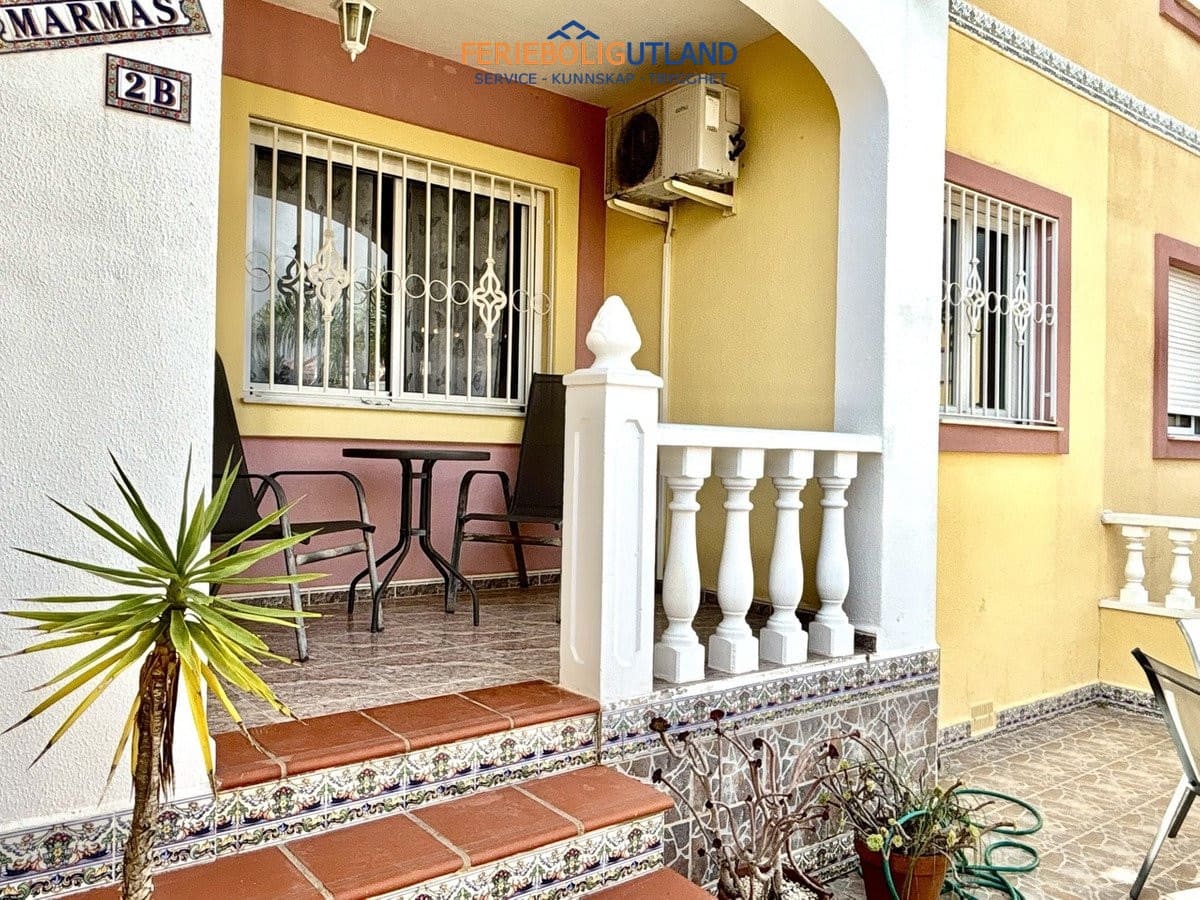 2 soverom Leilighet til salgs i La Zenia med svømmebasseng garasje - € 189 000 (Ref: 10054318)