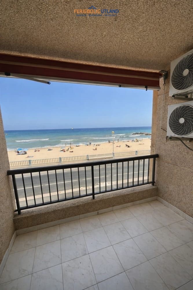 2 Zimmer Apartment zu verkaufen in Torrevieja mit Garage - 239.995 € (Ref: 10057180)