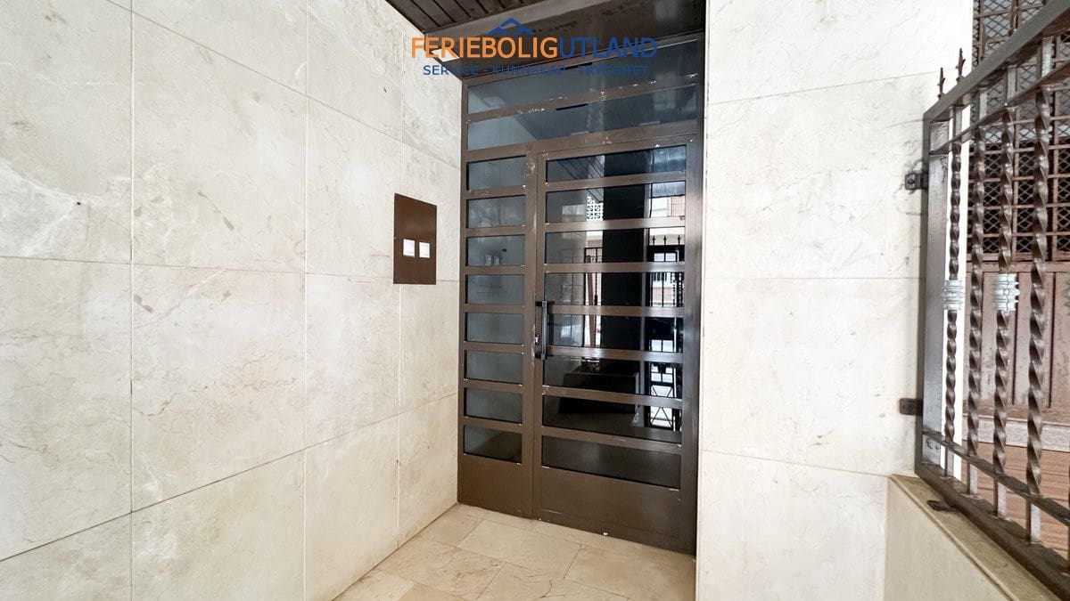 2 Zimmer Apartment zu verkaufen in Torrevieja mit Garage - 239.995 € (Ref: 10057180)