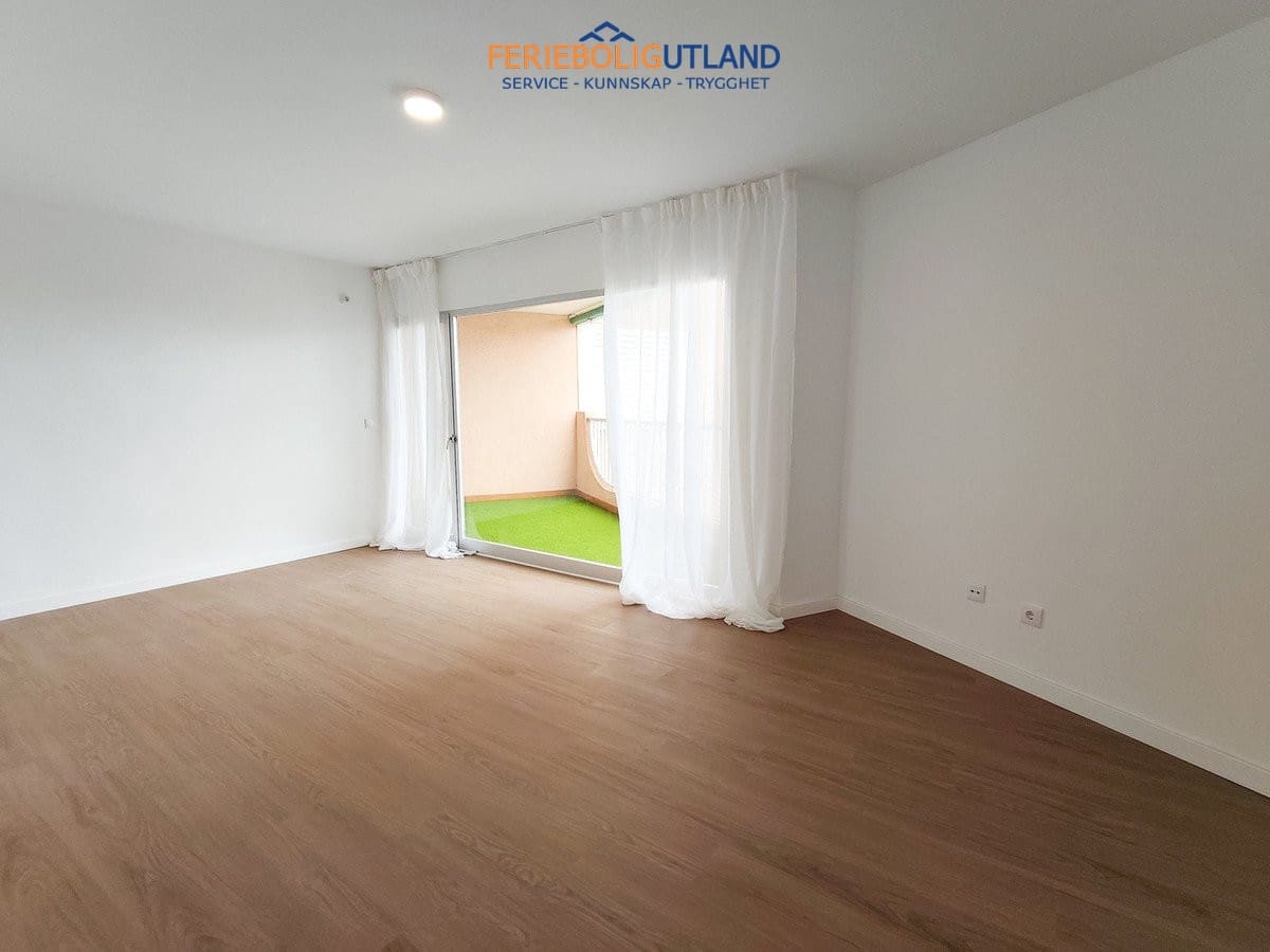 3 soverom Leilighet til salgs i La Zenia med svømmebasseng garasje - € 269 000 (Ref: 10057181)