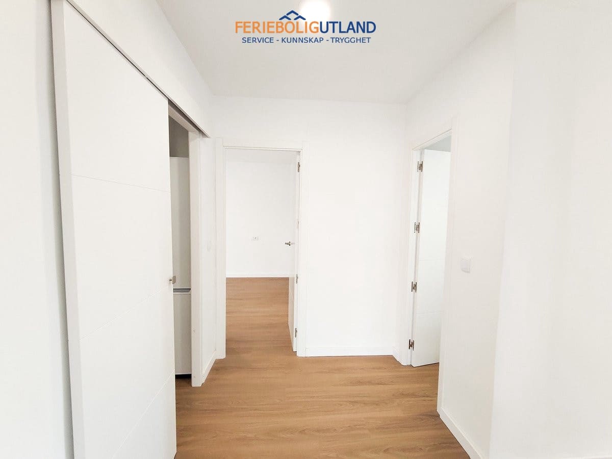 3 soverom Leilighet til salgs i La Zenia med svømmebasseng garasje - € 269 000 (Ref: 10057181)