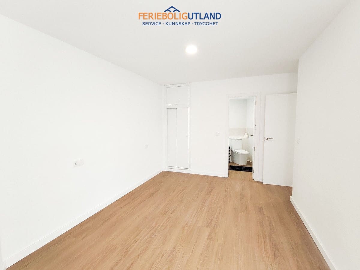 3 soverom Leilighet til salgs i La Zenia med svømmebasseng garasje - € 269 000 (Ref: 10057181)