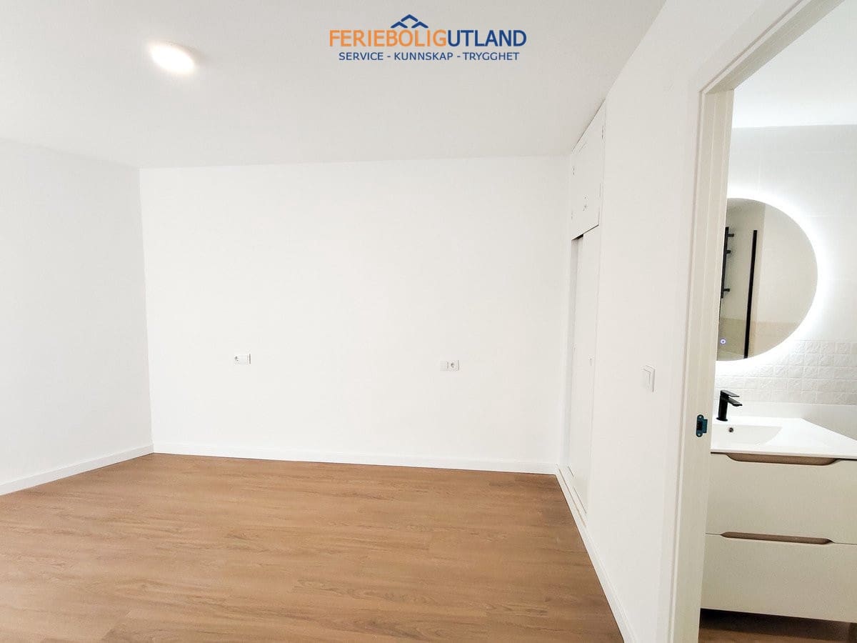3 soverom Leilighet til salgs i La Zenia med svømmebasseng garasje - € 269 000 (Ref: 10057181)