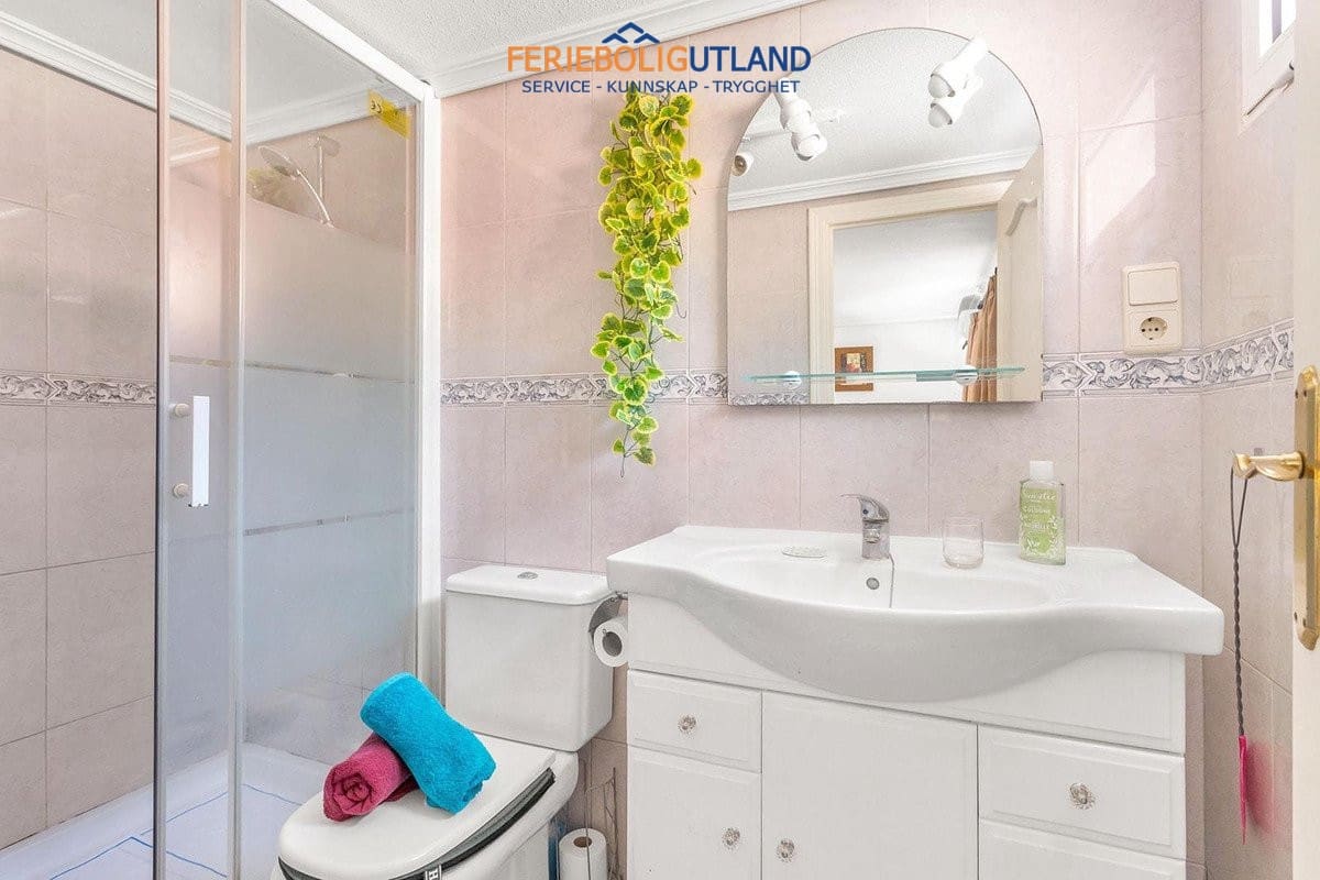 4 Zimmer Villa zu verkaufen in Torrevieja mit Pool Garage - 499.000 € (Ref: 10057182)