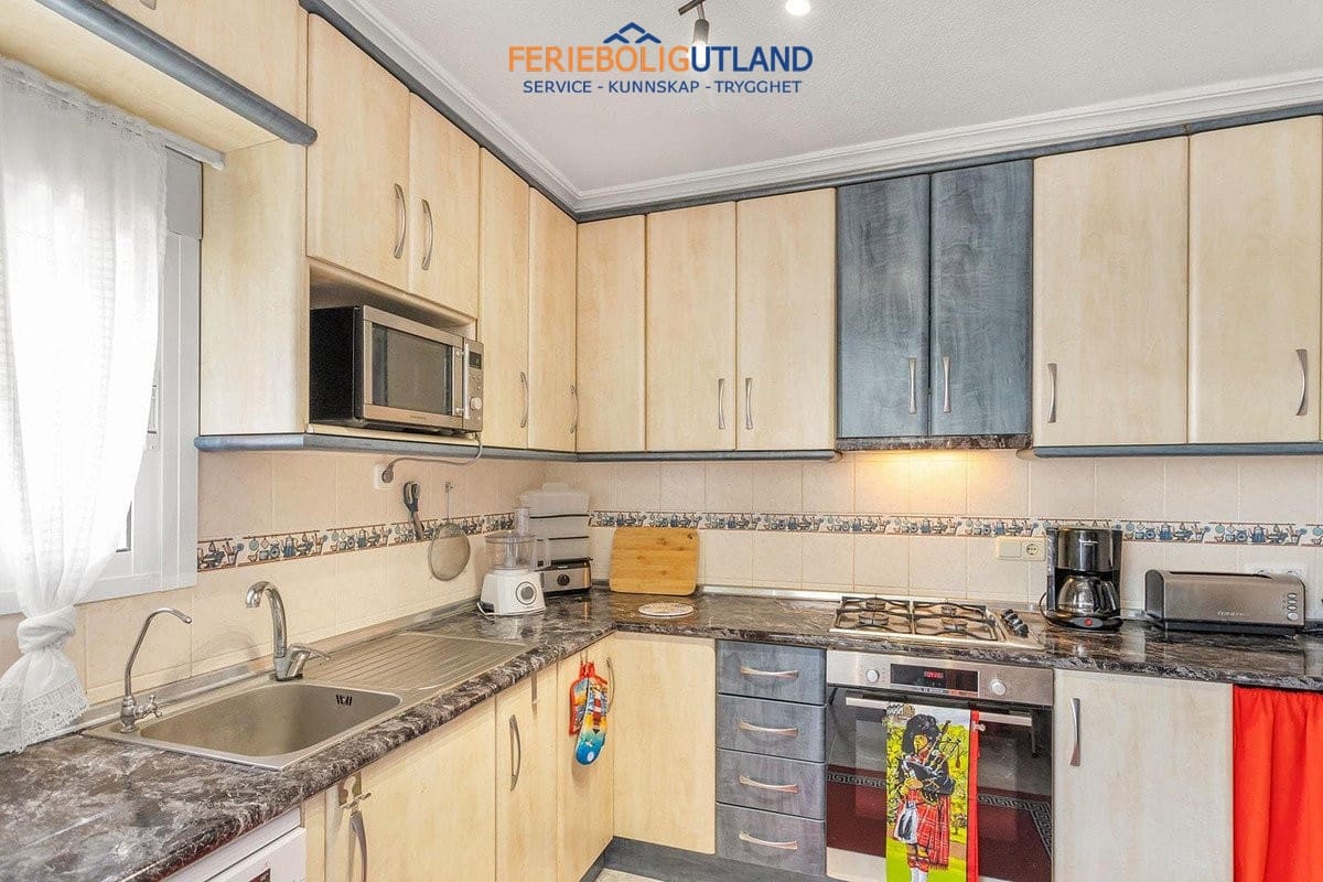 4 Zimmer Villa zu verkaufen in Torrevieja mit Pool Garage - 499.000 € (Ref: 10057182)