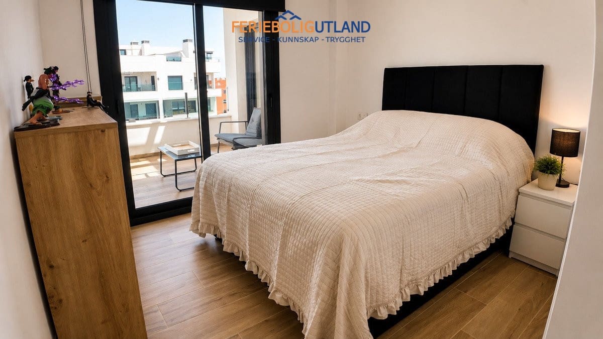3 soverom Penthouse til salgs i Villamartin med svømmebasseng garasje - € 385 000 (Ref: 10057183)