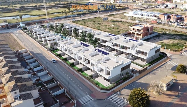 3 makuuhuone Omakotitalo myytävänä paikassa Las Lomas de Rame - Bahía Bella, Los Alcázares mukana uima-altaan 
autotalli - 320 000 € (Ref: 10062355)