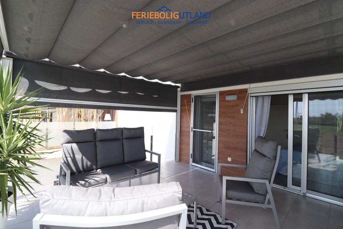 3 quarto Moradia Geminada para venda em Daya Vieja com piscina garagem - 375 000 € (Ref: 10072864)