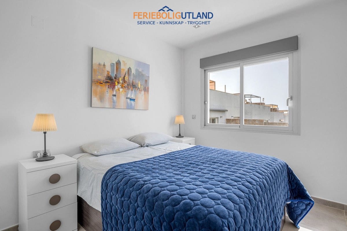 2 soveværelse Bungalow til salg i Punta Prima med swimmingpool garage - € 289.000 (Ref: 10073013)