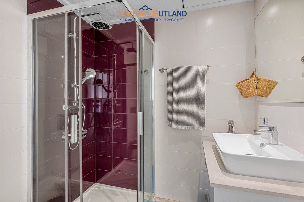 2 soveværelse Bungalow til salg i Punta Prima med swimmingpool garage - € 289.000 (Ref: 10073013)