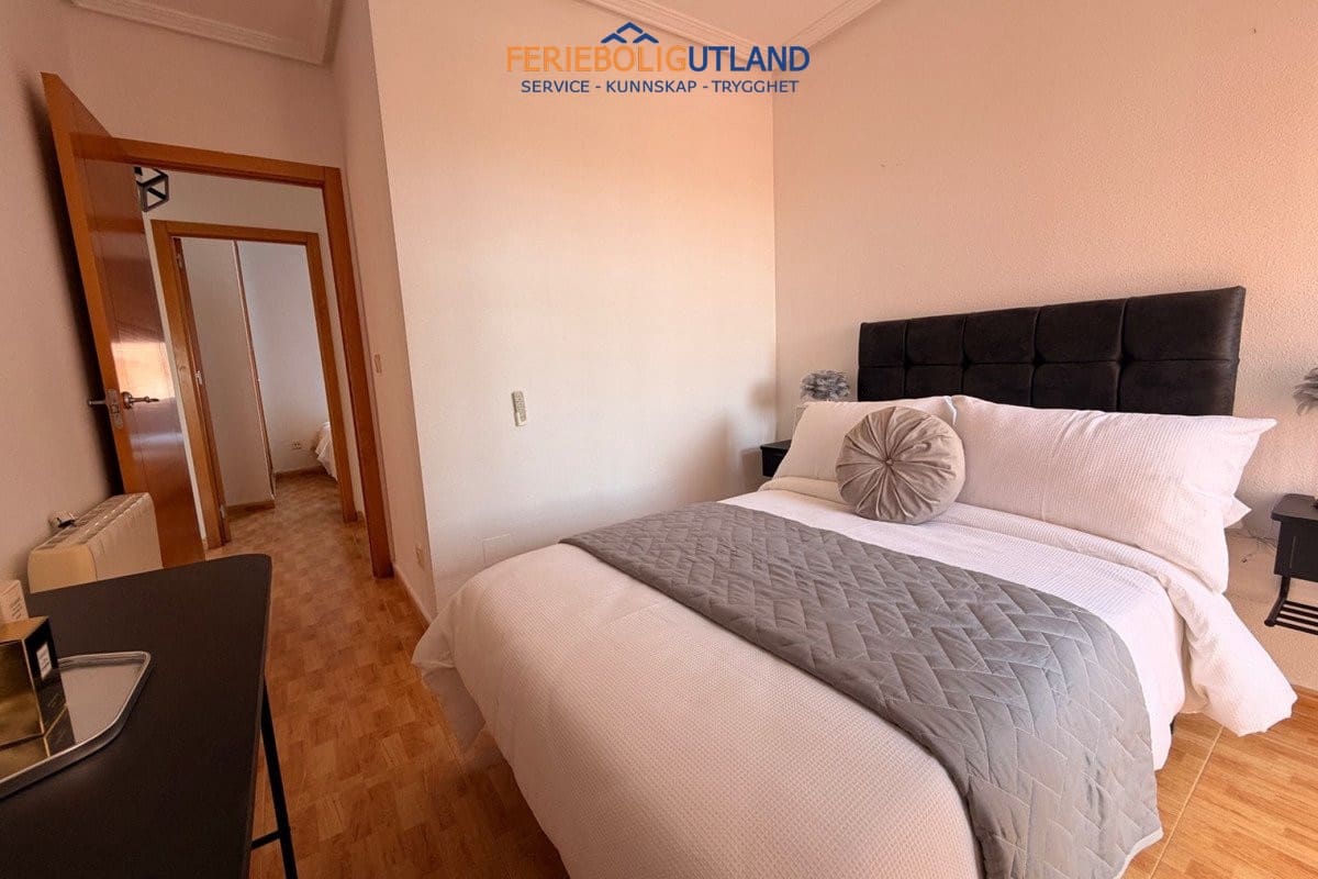 Casa de 3 habitaciones en Ciudad Quesada en venta con piscina garaje - 239.995 € (Ref: 10073364)