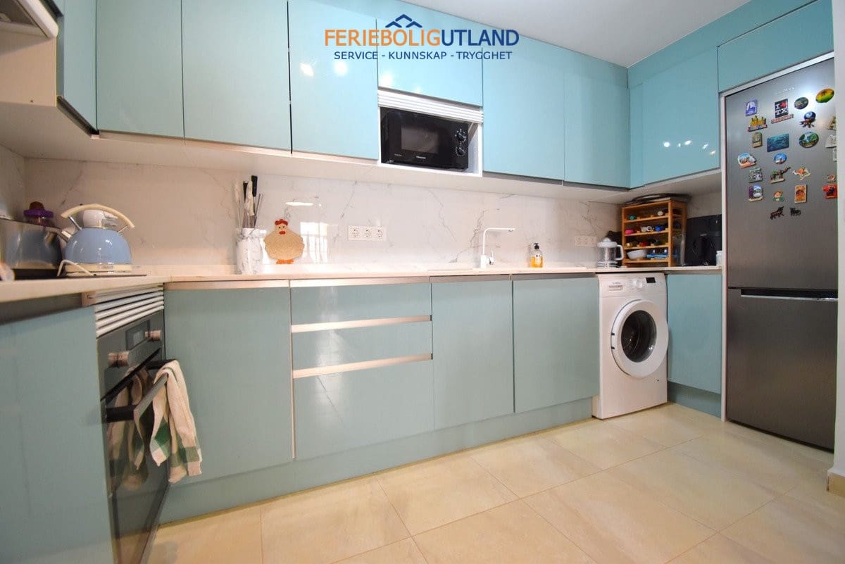 2 soveværelse Lejlighed til salg i Playa Flamenca med swimmingpool garage - € 185.000 (Ref: 10073365)