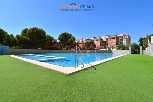 2 soveværelse Lejlighed til salg i Playa Flamenca, Orihuela med swimmingpool garage - € 185.000 (Ref: 10073365)