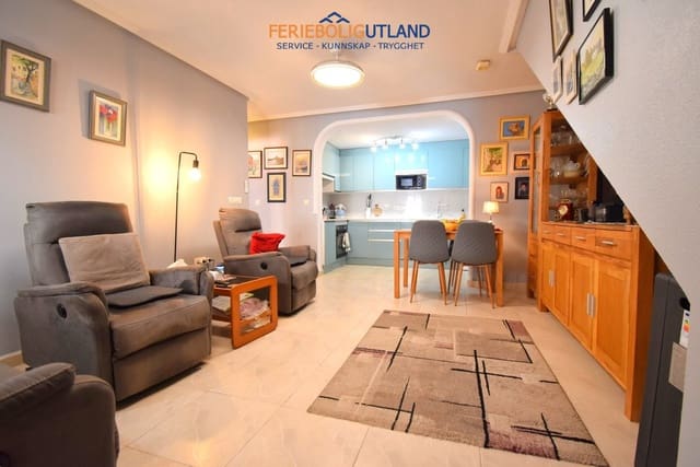 2 soveværelse Lejlighed til salg i Playa Flamenca, Orihuela med swimmingpool garage - € 185.000 (Ref: 10073365)