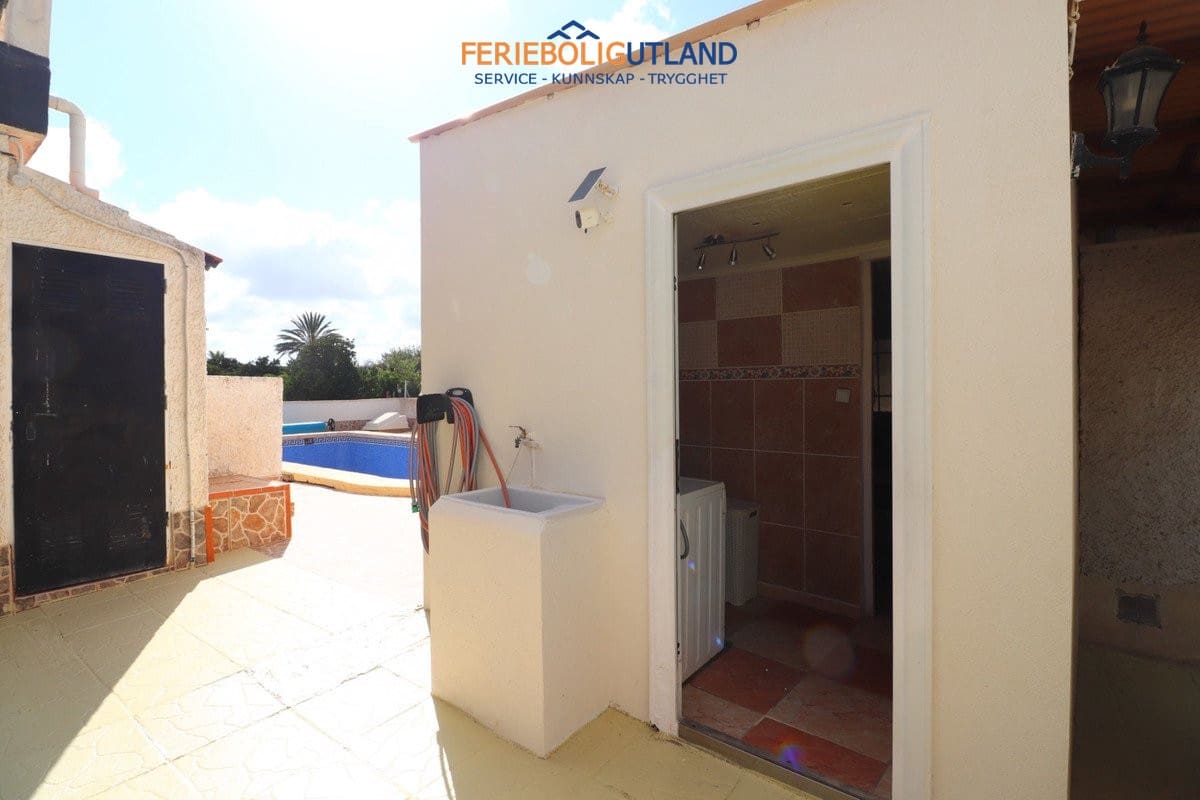 4 camera da letto Villa in vendita in Almoradi con piscina garage - 289.000 € (Rif: 10073366)