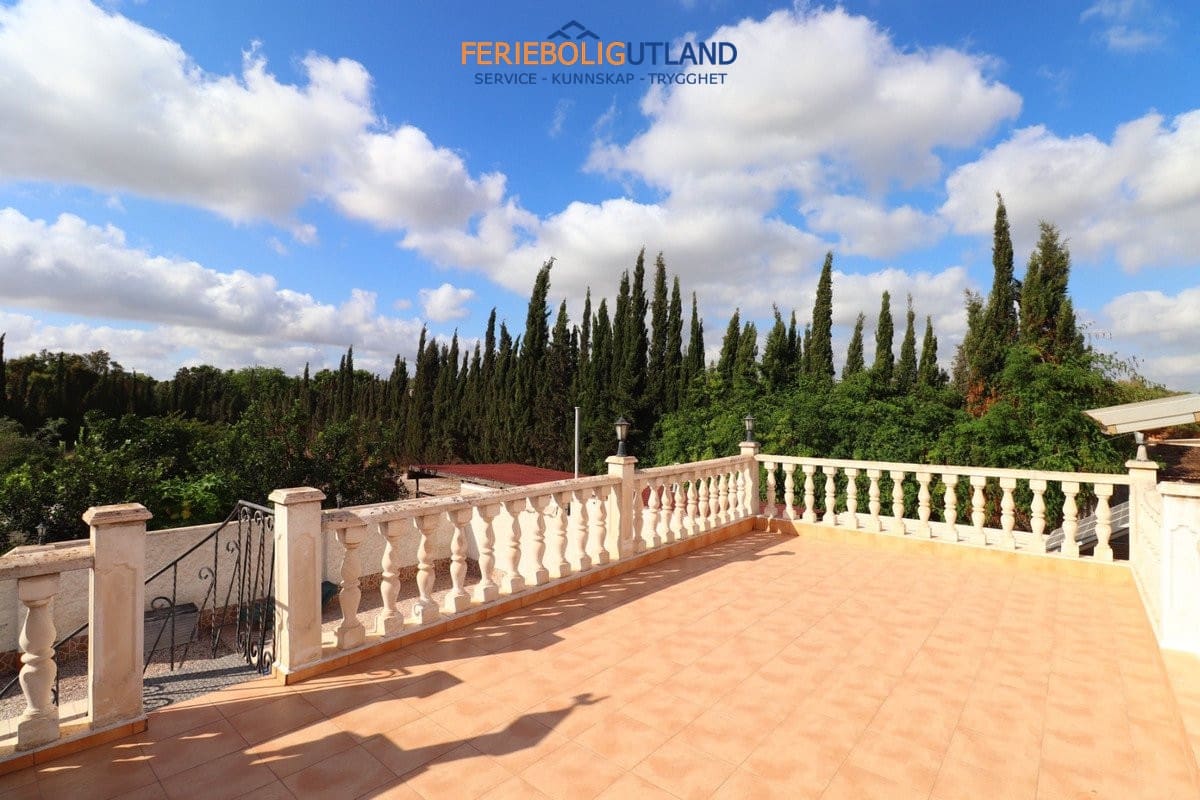 4 camera da letto Villa in vendita in Almoradi con piscina garage - 289.000 € (Rif: 10073366)