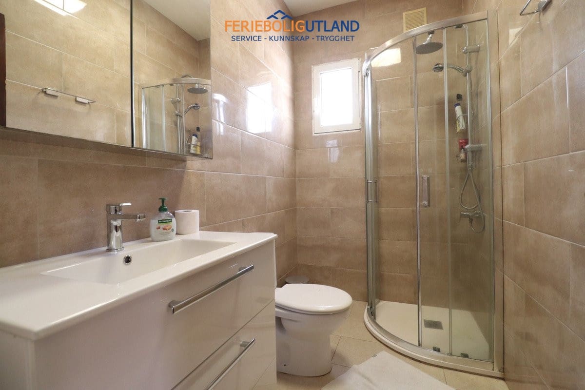 4 camera da letto Villa in vendita in Almoradi con piscina garage - 289.000 € (Rif: 10073366)