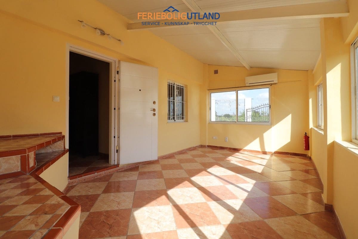 4 camera da letto Villa in vendita in Almoradi con piscina garage - 289.000 € (Rif: 10073366)