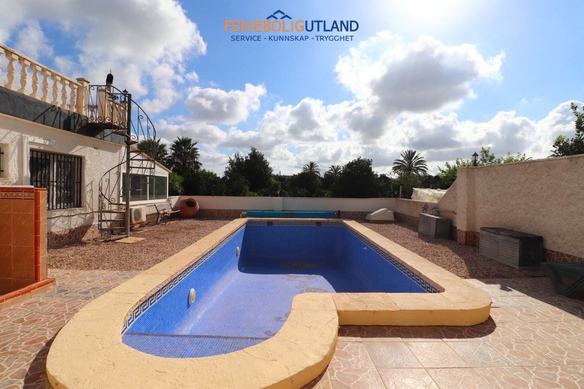 4 camera da letto Villa in vendita in Almoradi con piscina garage - 289.000 € (Rif: 10073366)
