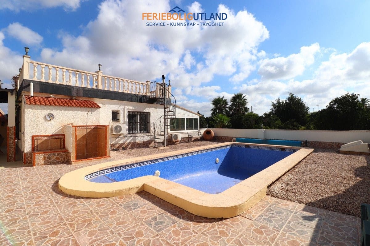 4 camera da letto Villa in vendita in Almoradi con piscina garage - 289.000 € (Rif: 10073366)