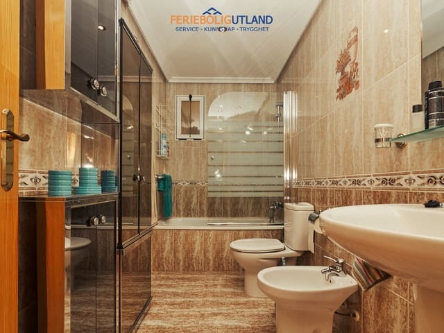 2 Zimmer Apartment zu verkaufen in La Mata, Torrevieja mit Pool - 168.000 € (Ref: 10073367)