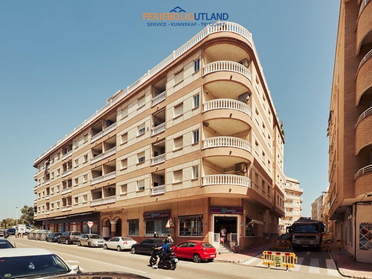 2 Zimmer Apartment zu verkaufen in La Mata mit Pool - 168.000 € (Ref: 10073367)