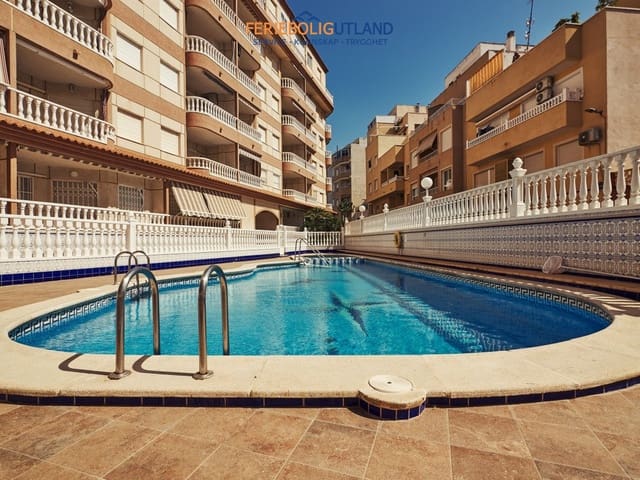 2 Zimmer Apartment zu verkaufen in La Mata, Torrevieja mit Pool - 168.000 € (Ref: 10073367)