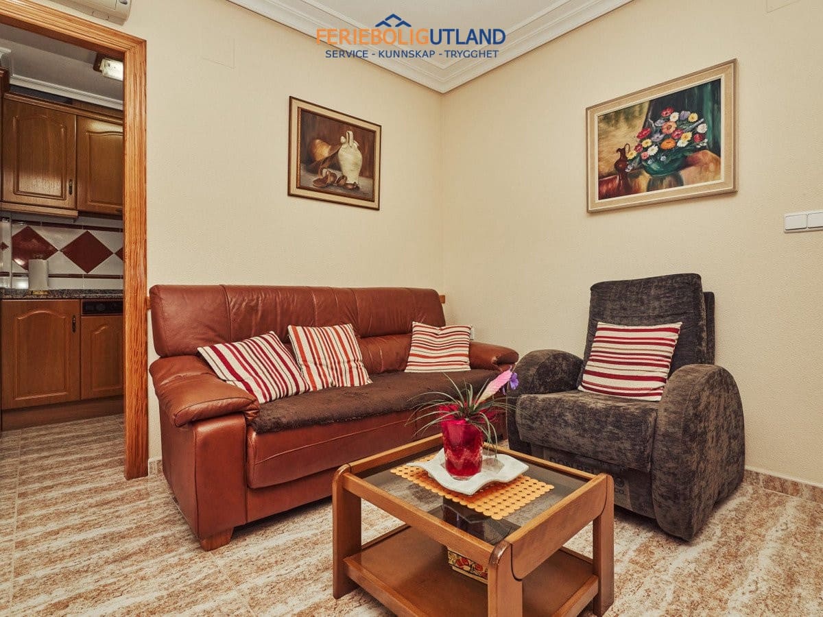 2 Zimmer Apartment zu verkaufen in La Mata mit Pool - 168.000 € (Ref: 10073367)