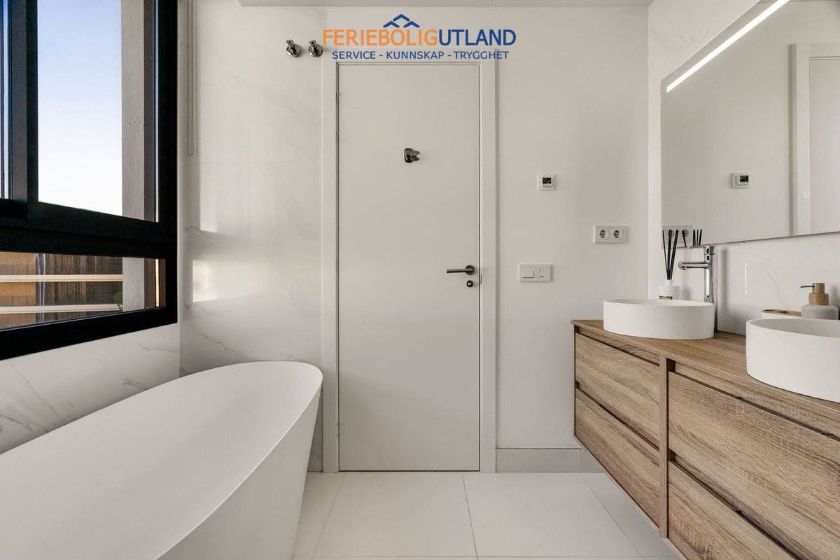 4 slaapkamer Penthouse te koop in Benalmadena met zwembad garage - € 2.100.000 (Ref: 10073368)