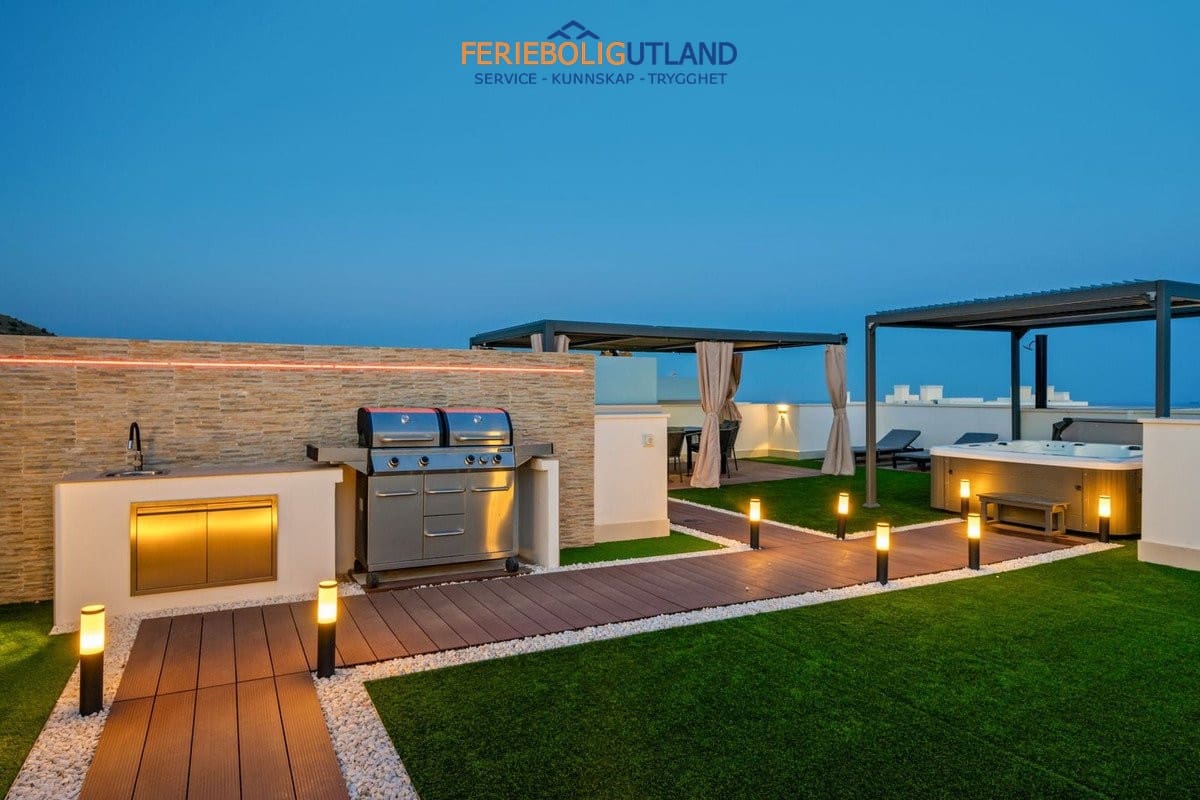 4 slaapkamer Penthouse te koop in Benalmadena met zwembad garage - € 2.100.000 (Ref: 10073368)