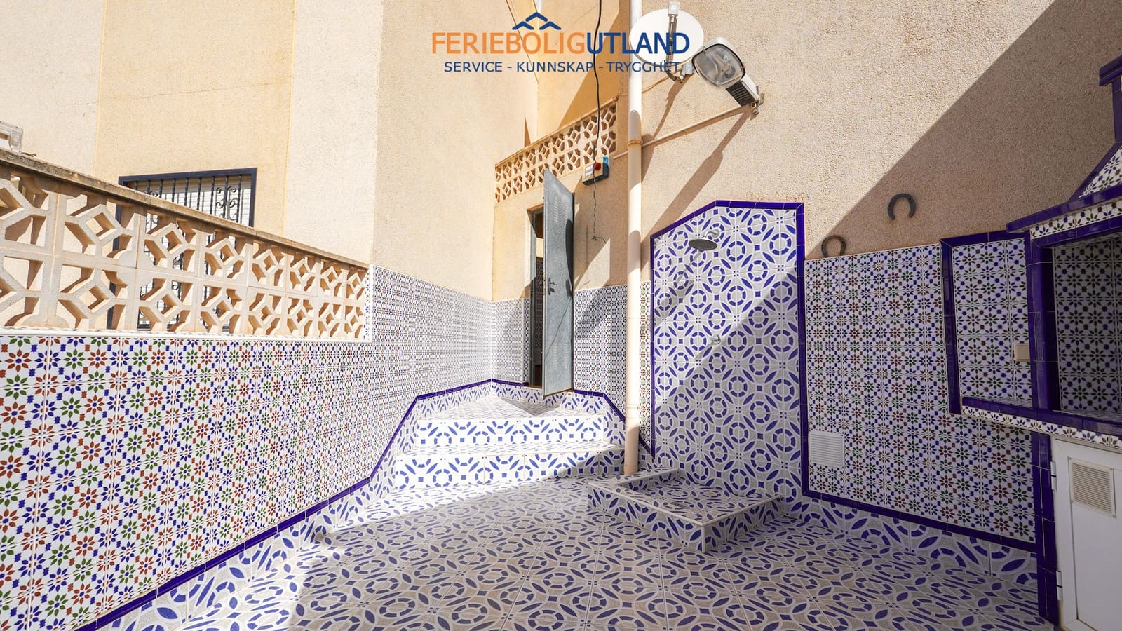 3 bedroom Apartment for sale in Torrevieja with pool garage - € 210,000 (Ref: 10073371)
