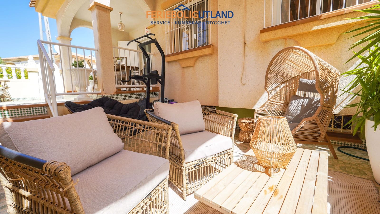 4 chambre Appartement à vendre à Torrevieja avec piscine - 225 000 € (Ref: 10076720)