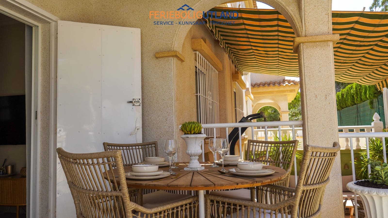 4 chambre Appartement à vendre à Torrevieja avec piscine - 225 000 € (Ref: 10076720)