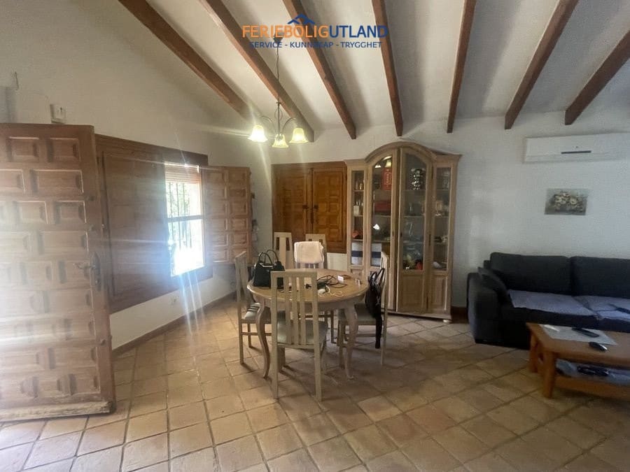 4 quarto Moradia para venda em Cabo Roig com piscina - 749 000 € (Ref: 10076970)
