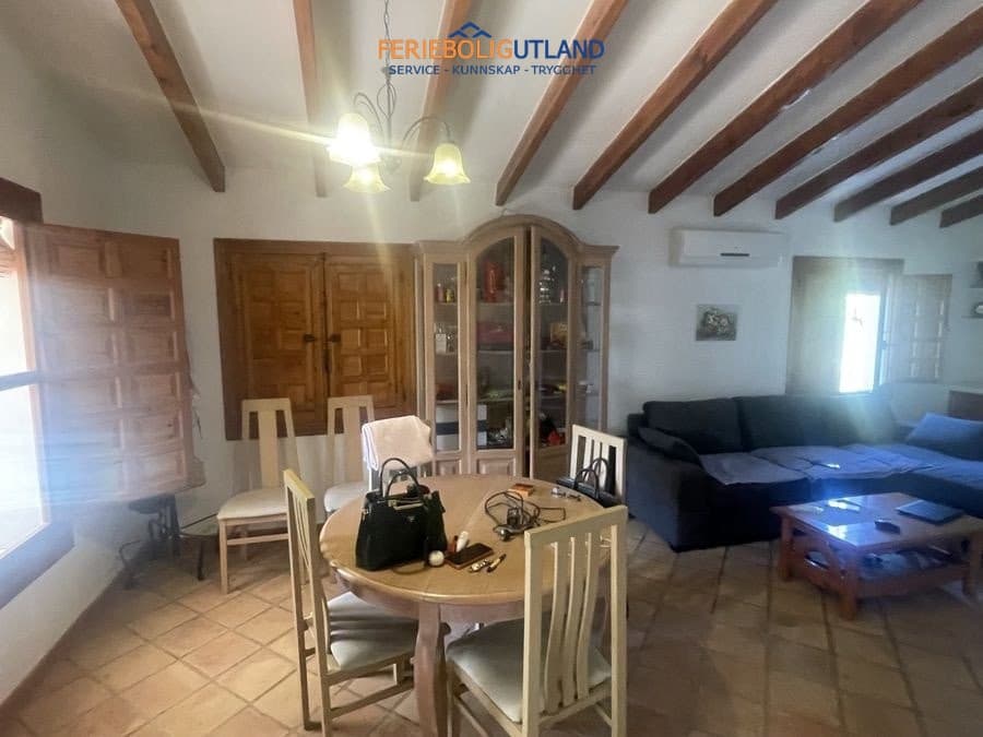 4 quarto Moradia para venda em Cabo Roig com piscina - 749 000 € (Ref: 10076970)