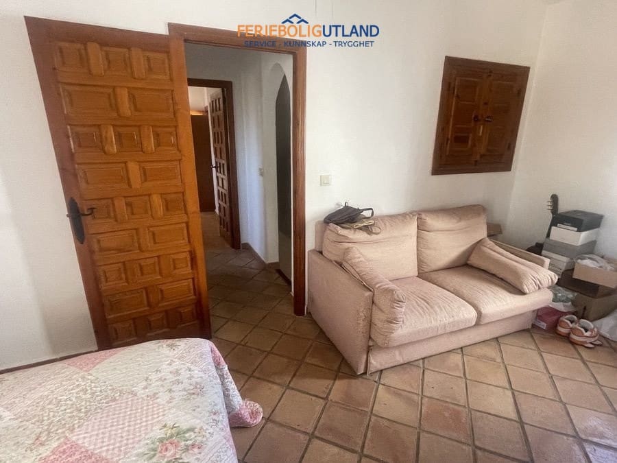 4 quarto Moradia para venda em Cabo Roig com piscina - 749 000 € (Ref: 10076970)