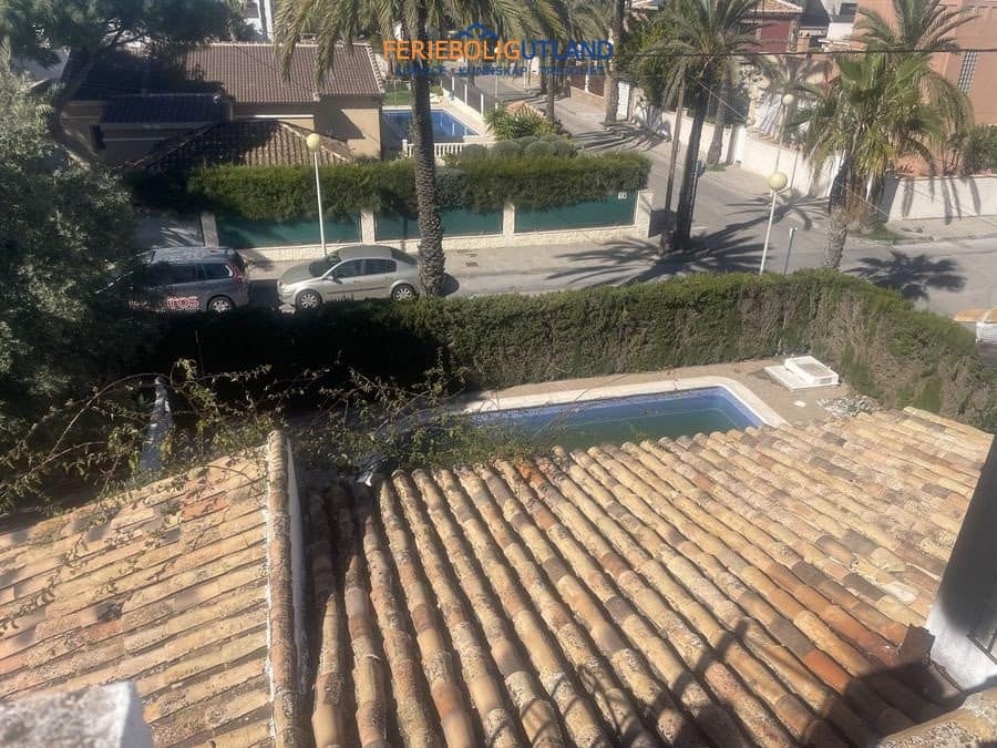 4 quarto Moradia para venda em Cabo Roig com piscina - 749 000 € (Ref: 10076970)