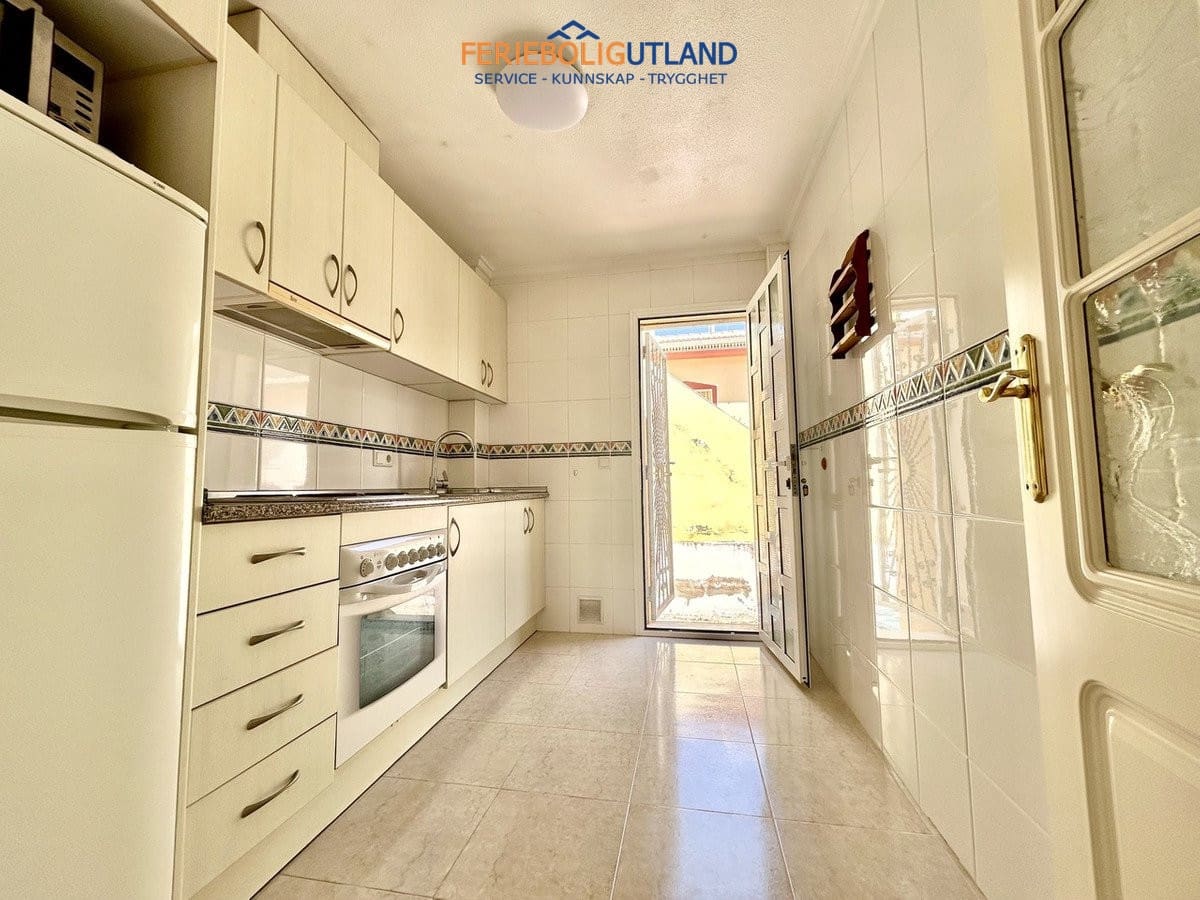 Casa de 3 habitaciones en Ciudad Quesada en venta con piscina garaje - 229.000 € (Ref: 10076971)