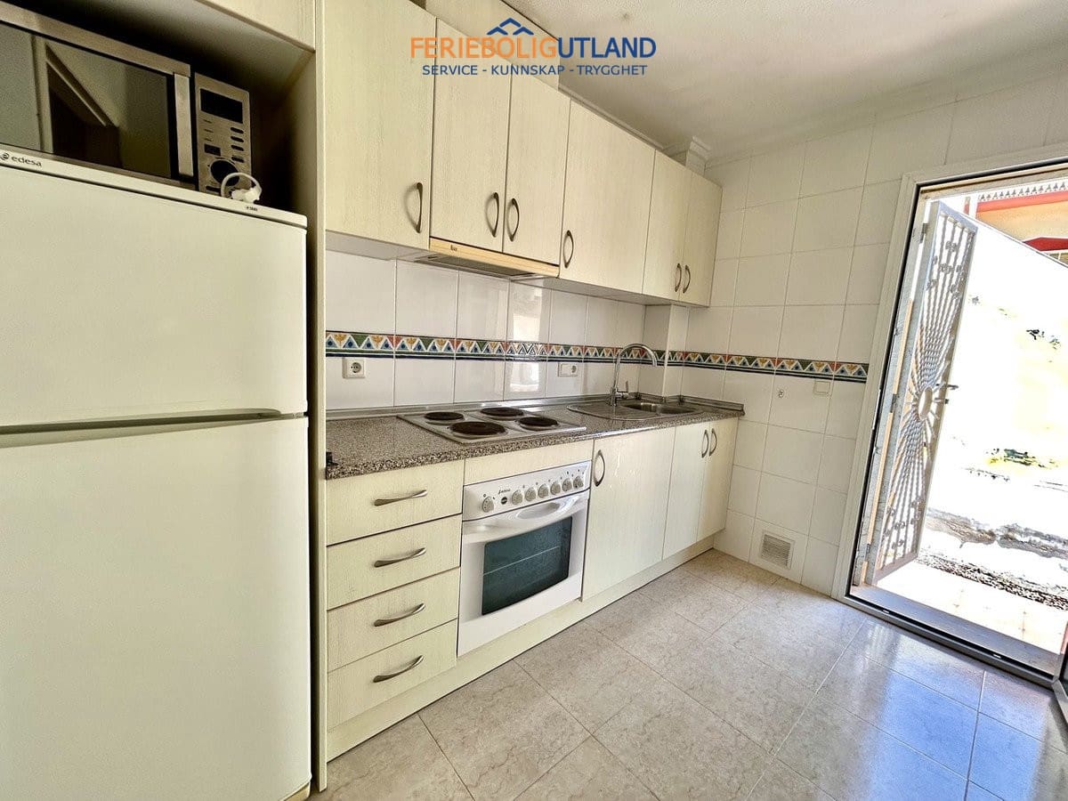 Casa de 3 habitaciones en Ciudad Quesada en venta con piscina garaje - 229.000 € (Ref: 10076971)