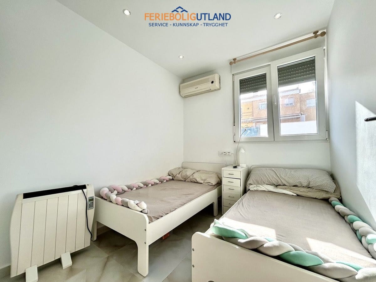 3 bedroom Townhouse for sale in Los Balcones with garage - € 210,000 (Ref: 10076972)