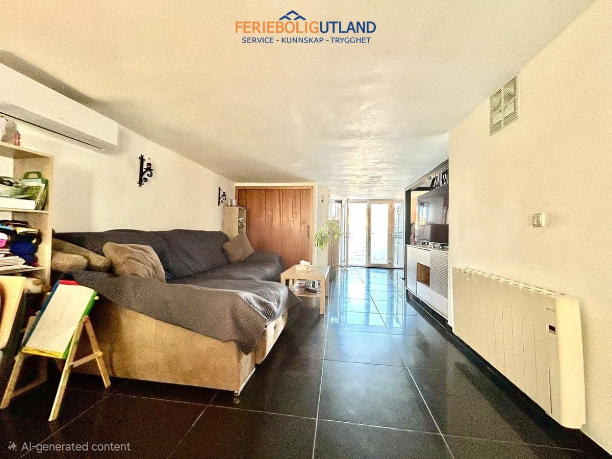 3 bedroom Townhouse for sale in Los Balcones with garage - € 210,000 (Ref: 10076972)