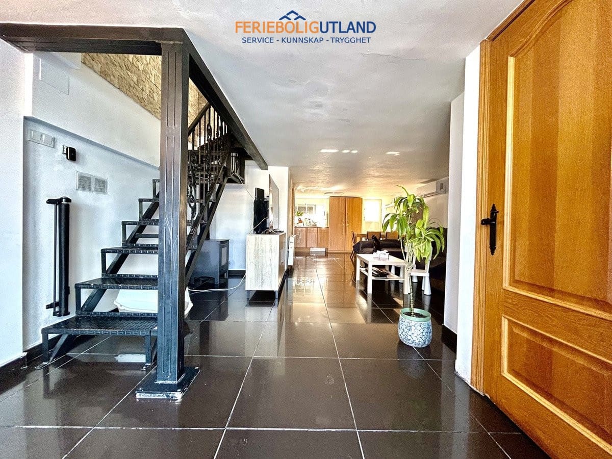 3 bedroom Townhouse for sale in Los Balcones with garage - € 210,000 (Ref: 10076972)