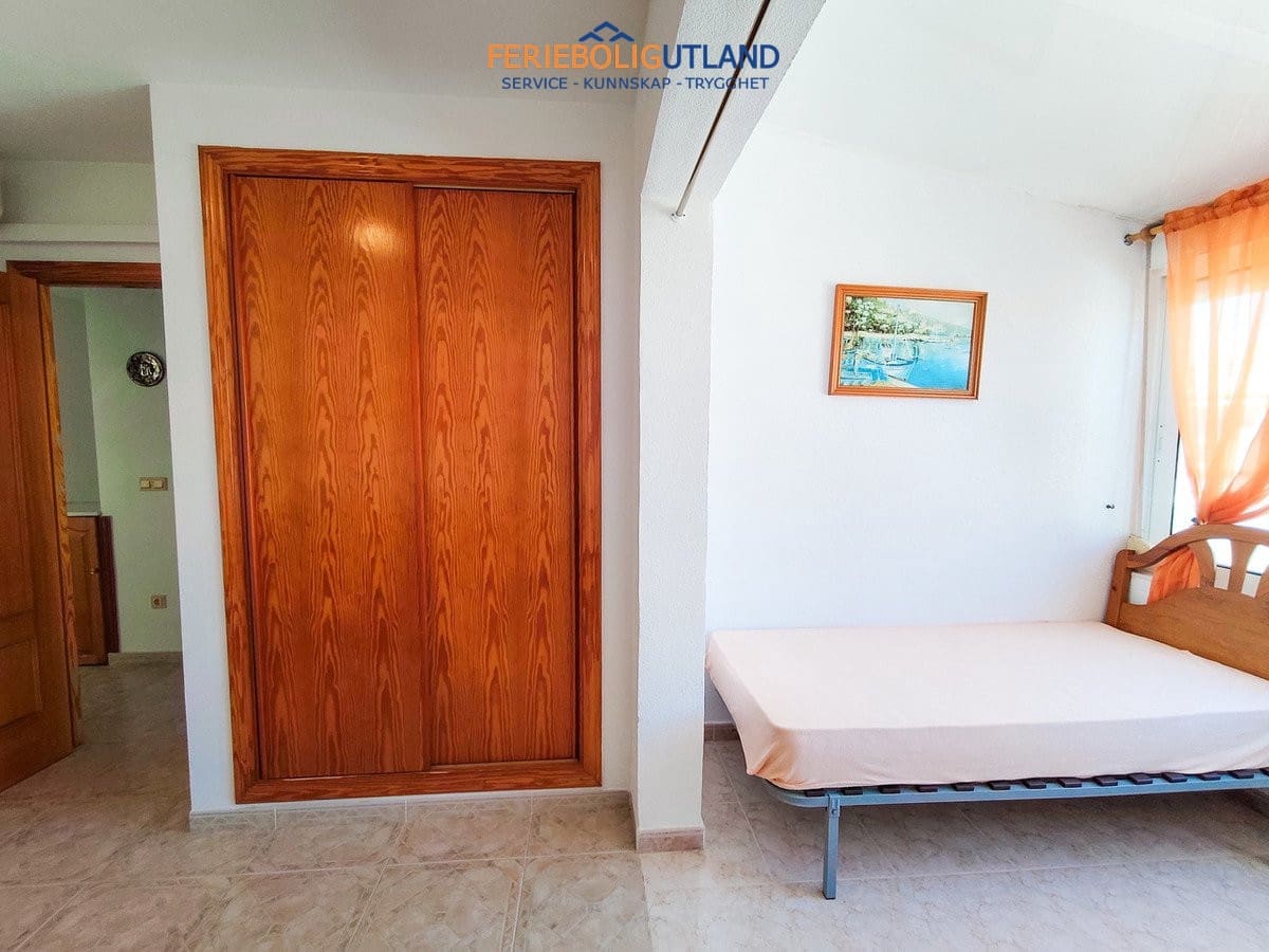 2 quarto Casa em Banda para venda em Playa Flamenca com piscina garagem - 229 900 € (Ref: 10076974)