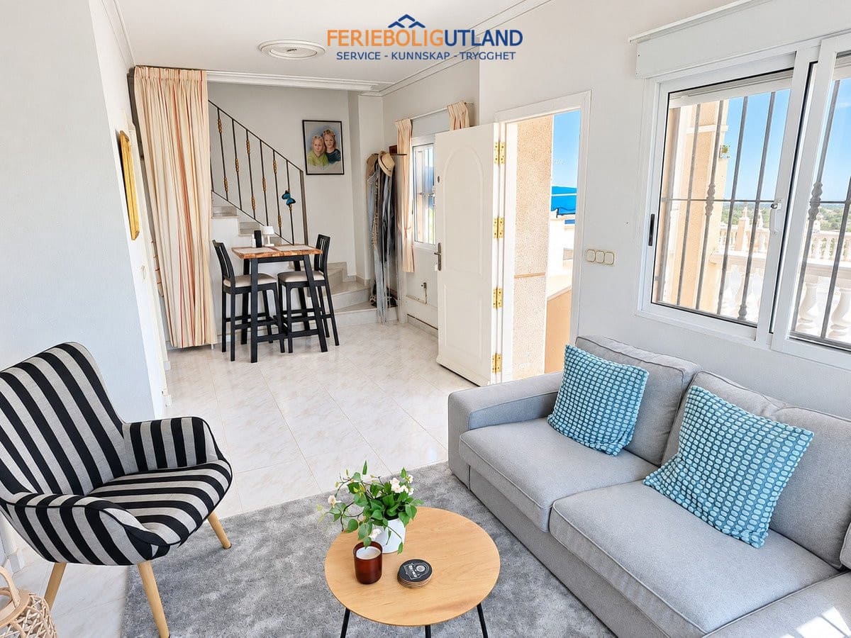 3 soverom Villa til salgs i Ciudad Quesada med svømmebasseng - € 295 000 (Ref: 10076975)