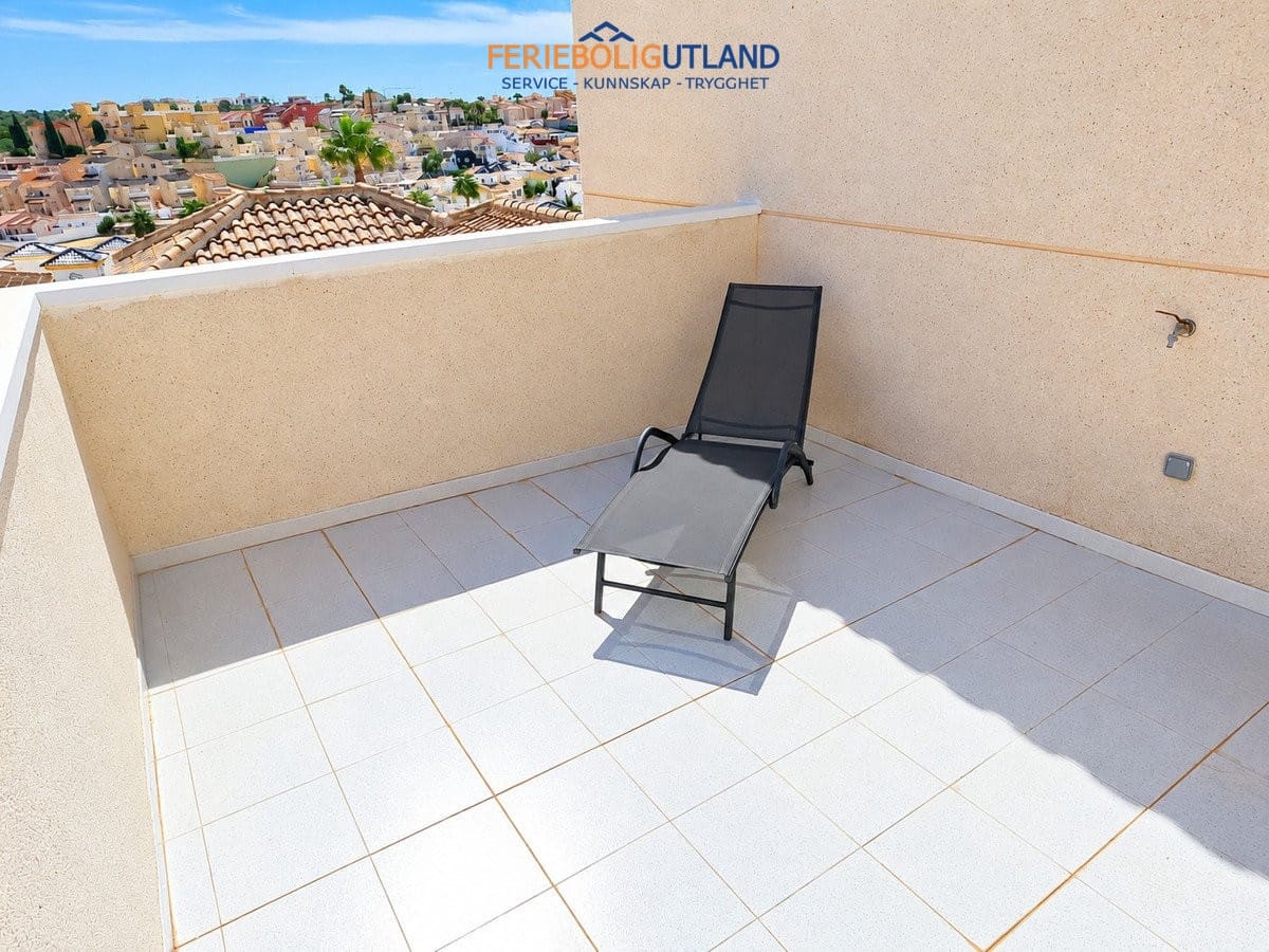 3 soverom Villa til salgs i Ciudad Quesada med svømmebasseng - € 295 000 (Ref: 10076975)