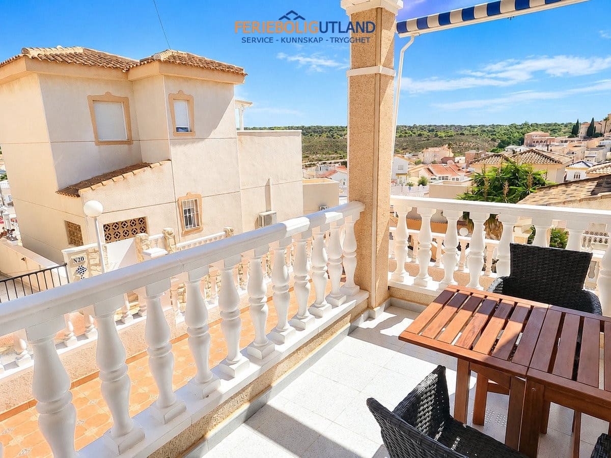 3 soverom Villa til salgs i Ciudad Quesada med svømmebasseng - € 295 000 (Ref: 10076975)