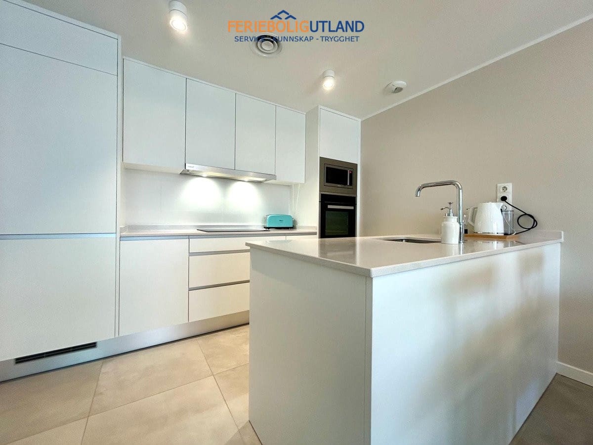 Apartamento de 2 habitaciones en Campoamor en venta con piscina garaje - 379.000 € (Ref: 10076976)