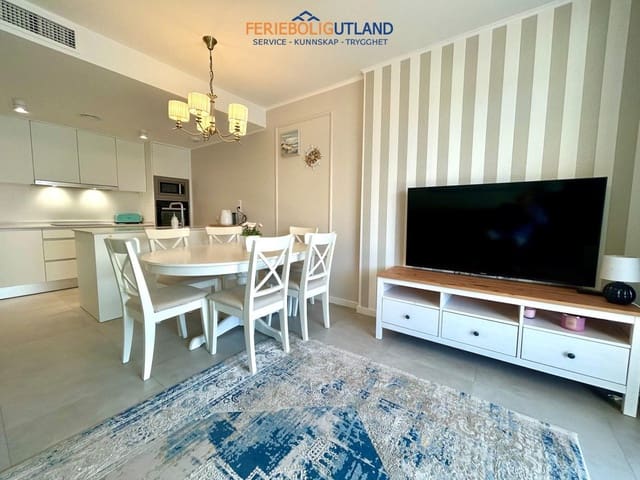 Apartamento de 2 habitaciones en Campoamor, Orihuela en venta con piscina garaje - 379.000 € (Ref: 10076976)