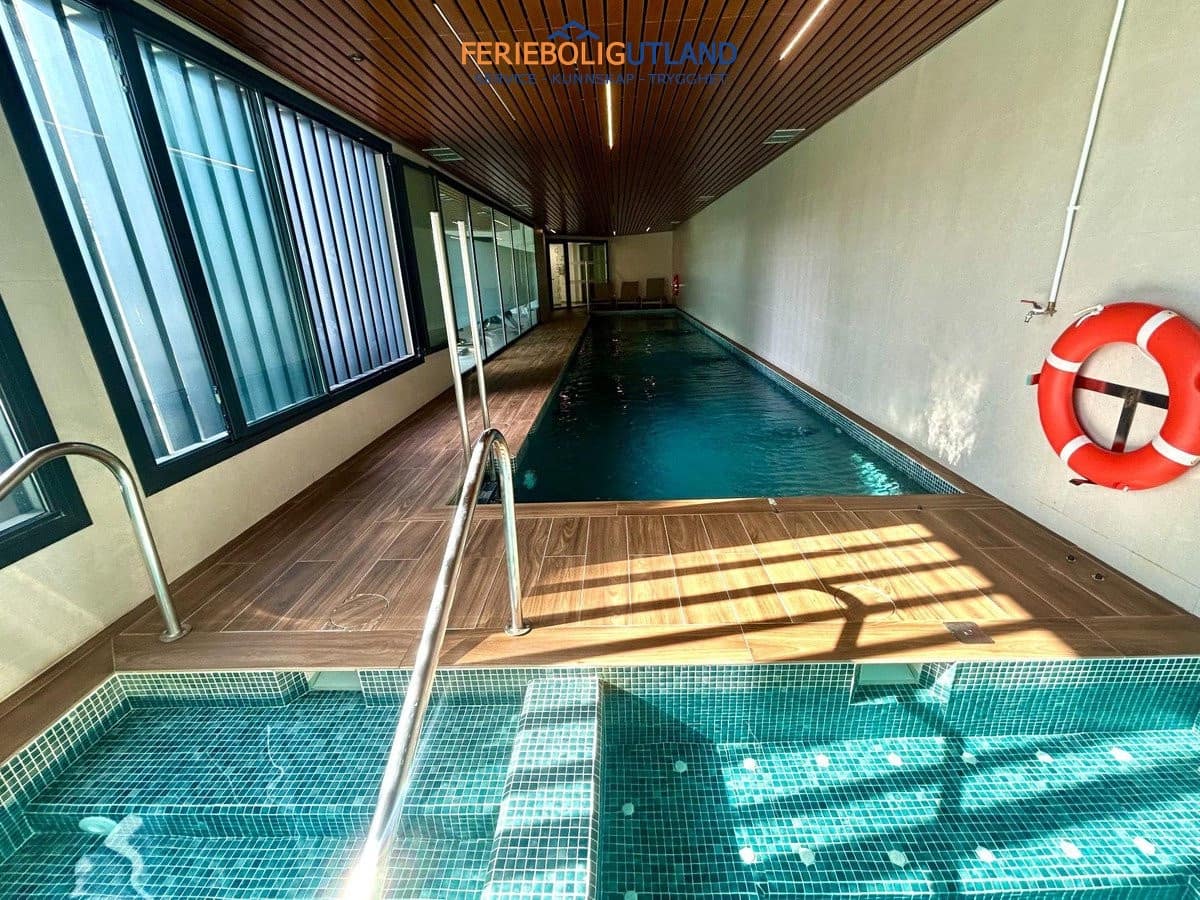 Apartamento de 2 habitaciones en Campoamor en venta con piscina garaje - 379.000 € (Ref: 10076976)