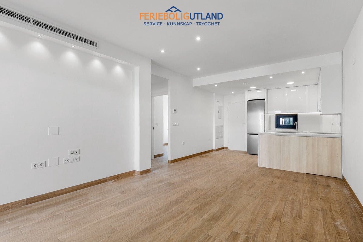 2 Zimmer Penthouse zu verkaufen in Los Balcones mit Pool Garage - 369.000 € (Ref: 10077028)
